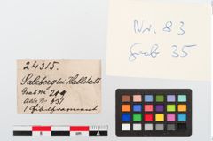 Etiketten zu Bronzekahnfibel (NHMW-PRAE-024315)